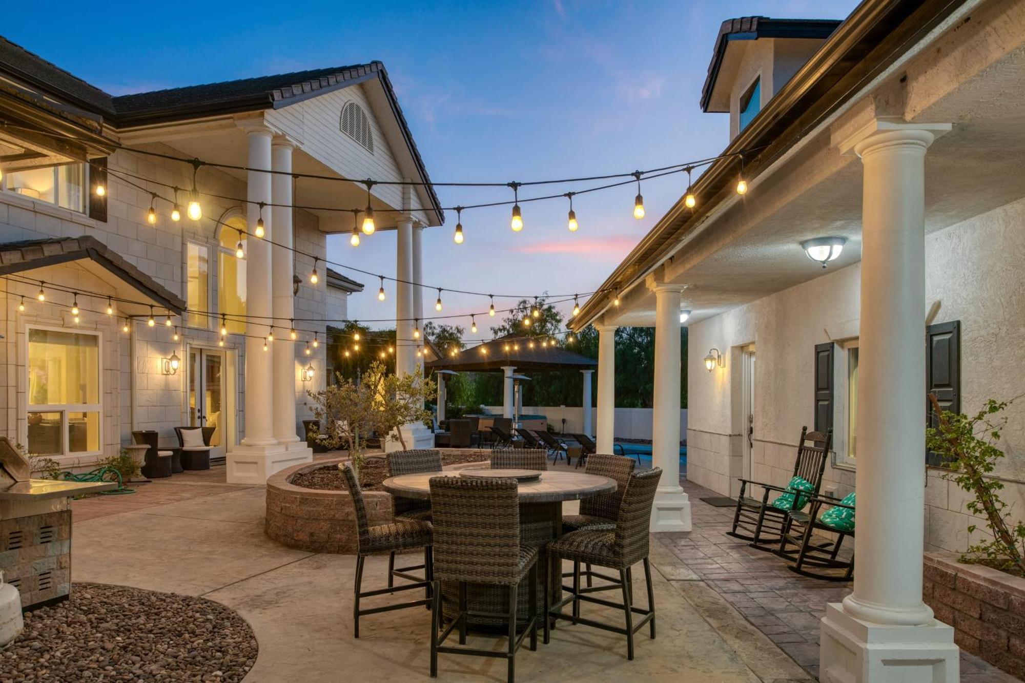 Grand Contento By Avantstay Extraordinary Estate W Pool Hot Tub Movie Room Temecula Dış mekan fotoğraf