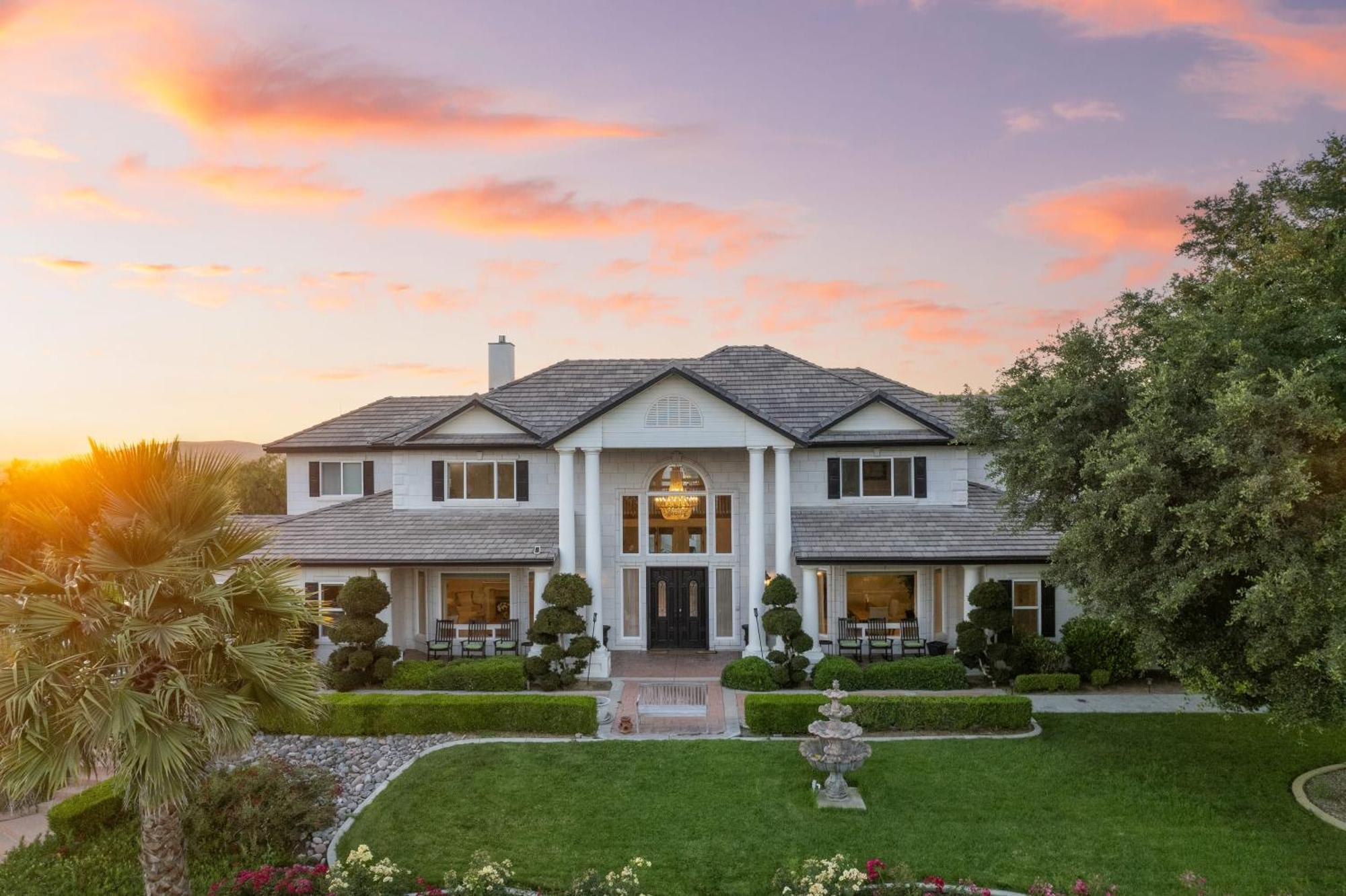 Grand Contento By Avantstay Extraordinary Estate W Pool Hot Tub Movie Room Temecula Dış mekan fotoğraf