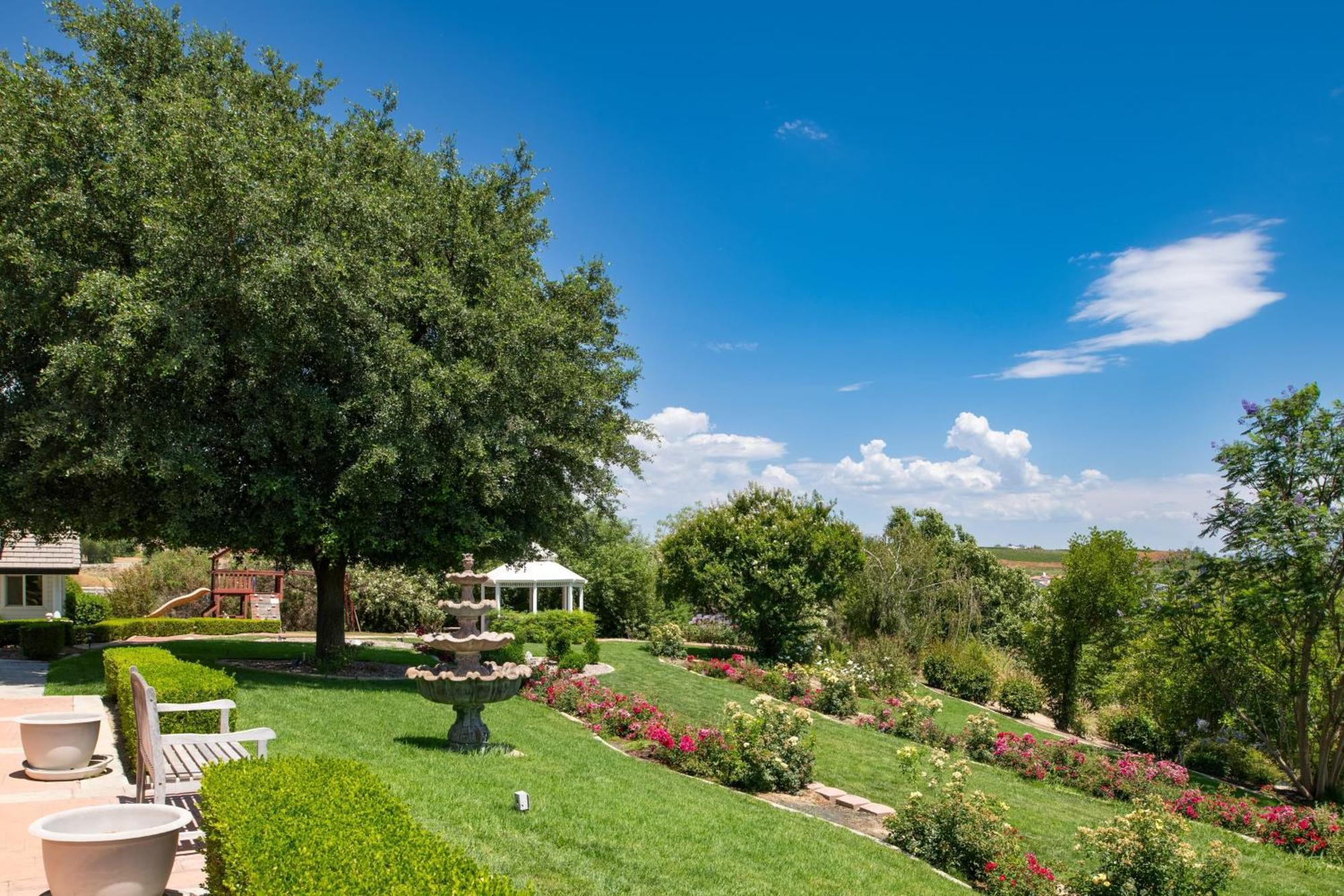 Grand Contento By Avantstay Extraordinary Estate W Pool Hot Tub Movie Room Temecula Dış mekan fotoğraf